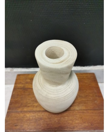 Vase en bois petit